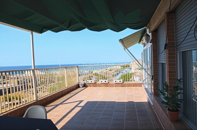Foto a1a3ac04-b844-45b5-b818-cfcefd0bc98e. Ático atico en venta con gran terraza vistas mar en Premià de Mar