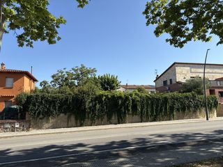 Terreny residencial a Rei en jaume 437. Terreny a cardedeubellavista para casa unifamiliar o dos pareada