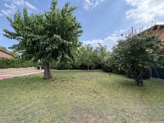 Terreny residencial a Rei en jaume 437. Terreny a cardedeubellavista para casa unifamiliar o dos pareada