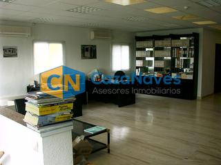 Nau industrial a Los Olivos-Los Ángeles. Nave en venta en getafe