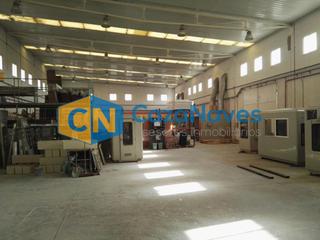 Nau industrial a Altos del Olivar-El Caracol. Nave en venta en valdemoro