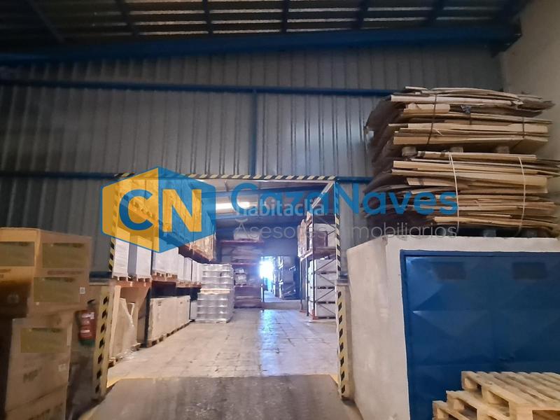 Foto 1371c352-8427-4b04-a73b-9443c4b5ad81. Nave industrial nave en venta en Serranillos del Valle