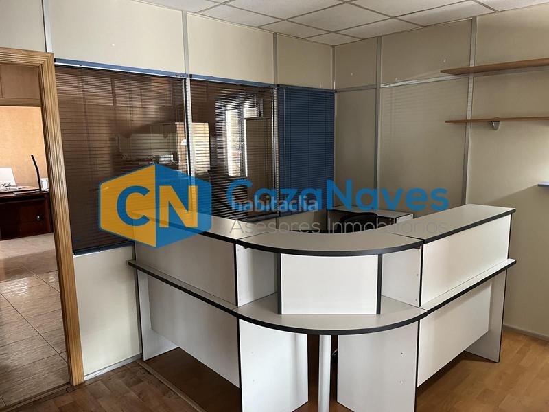 Foto eb847276-73eb-4023-bcce-ee3f6ee42c8c. Nave industrial nave en venta en Serranillos del Valle