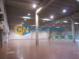 Affitto Capannone industriale  Calle torres quevedo. Alquiler nave logística en recinto cerrado