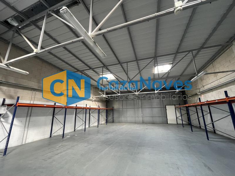 Foto 3e054ff3-95e3-44cc-9c34-5d840963987e. Industrial building in Coslada pueblo Coslada