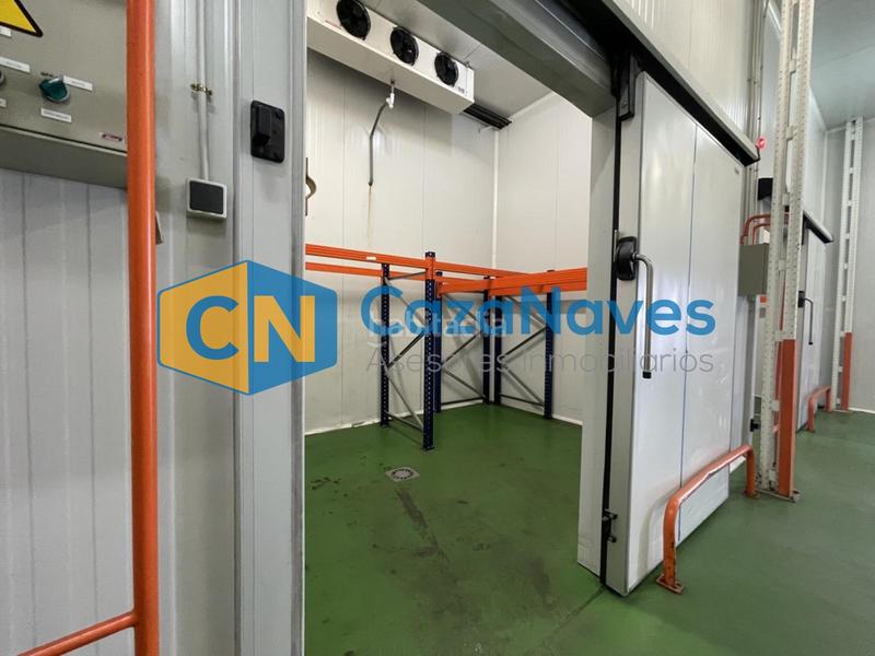 Foto 91e29356-0cc8-4d06-bd87-355b7834038e. Industrial building in Coslada pueblo Coslada