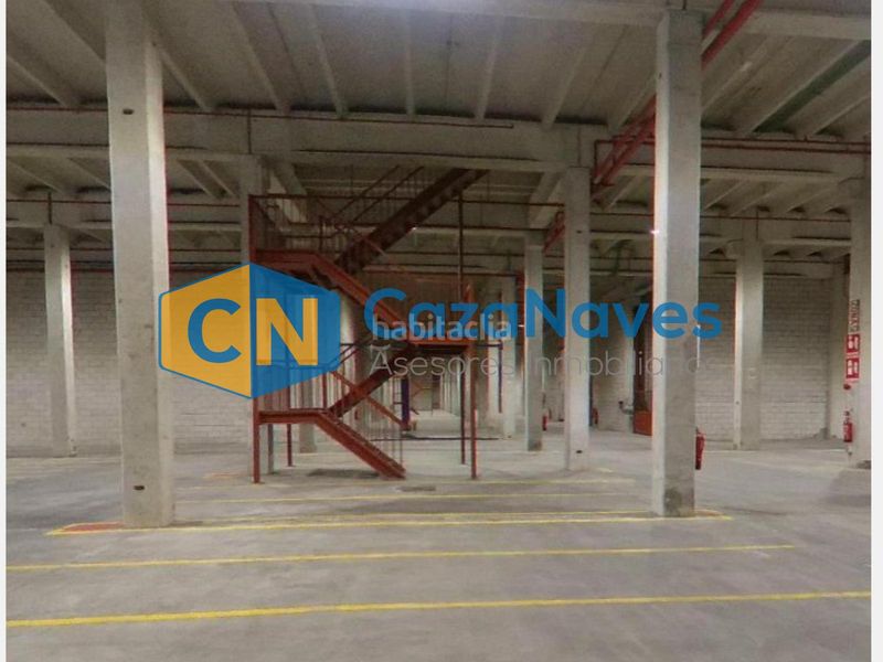 Foto 0c8b4a8e-2663-4878-bbf0-d1dc64a257d7. Lloguer nau industrial a San Agustín de Guadalix