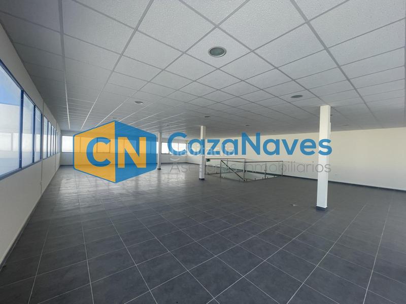 Foto 9ee039f8-1f07-41bd-ba04-7b081bd599ae. Capannone industriale in Torres de la Alameda