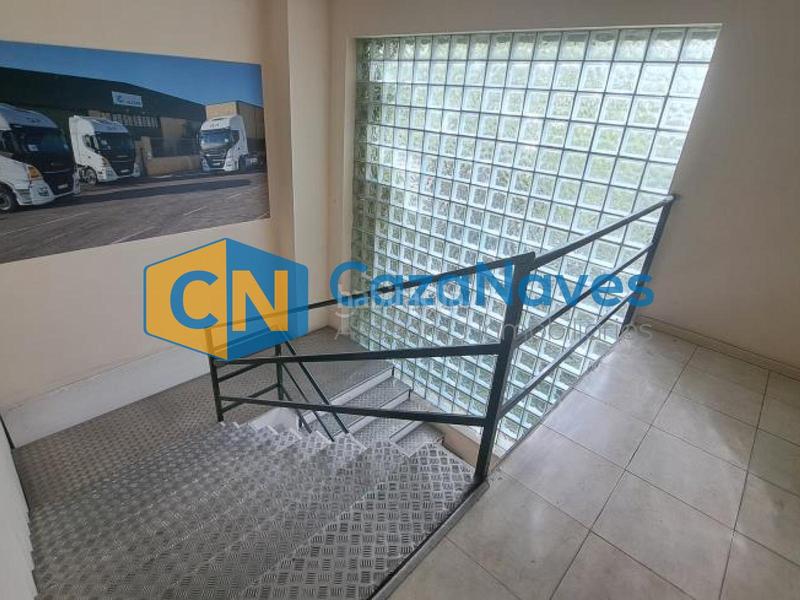 Foto 4dd2f782-164e-4429-84ec-6cb627e1ee30. Nave industrial nave en venta o alquiler en Meco pueblo Meco