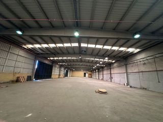 Affitto Capannone industriale in Meco pueblo. Nave en venta o alquiler en meco