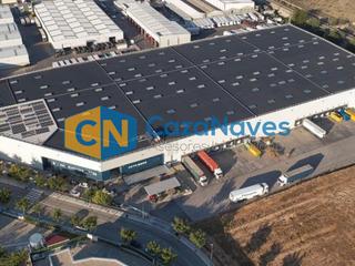 Miete Fabrikhalle in La Estación. Nave logística en alquiler en azuqueca de henares