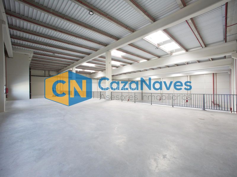 Foto b254001c-68af-42b8-adf1-485744059fa5. Location bâtiment à usage industriel dans Ensanche de Vallecas-La Gavia Madrid