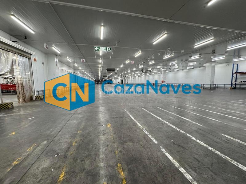 Foto 82d2dbf0-b2ef-48cc-a355-8c3d71525524. Location bâtiment à usage industriel dans avenida de las morcilleras 56 dans Valdemoro