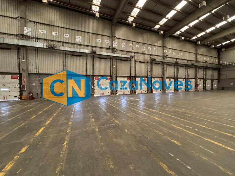 Foto c237dbba-191f-4dd2-9171-efe3c3e7892e. Location bâtiment à usage industriel dans avenida de las morcilleras 56 dans Valdemoro