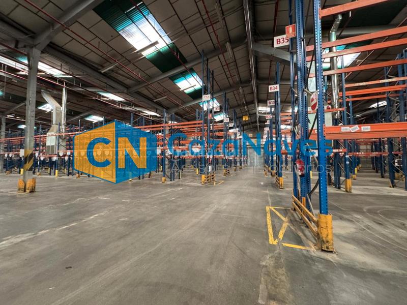 Foto 71fbd3bc-3bf9-44ee-aff0-09da7a00bfb2. Miete fabrikhalle in avenida de las morcilleras 56 in Valdemoro