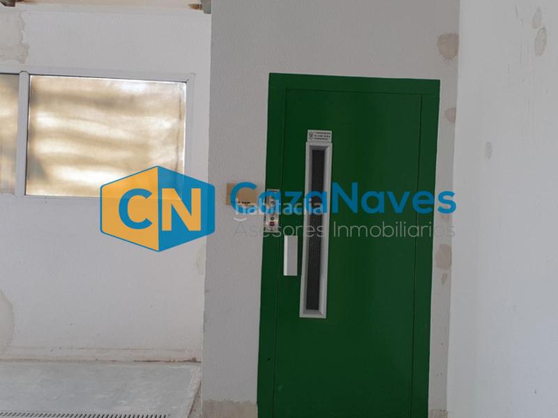 Foto d7ba379f-afa3-4d97-b3db-3dc35c268017. Industrial building in Norte-Universidad Móstoles