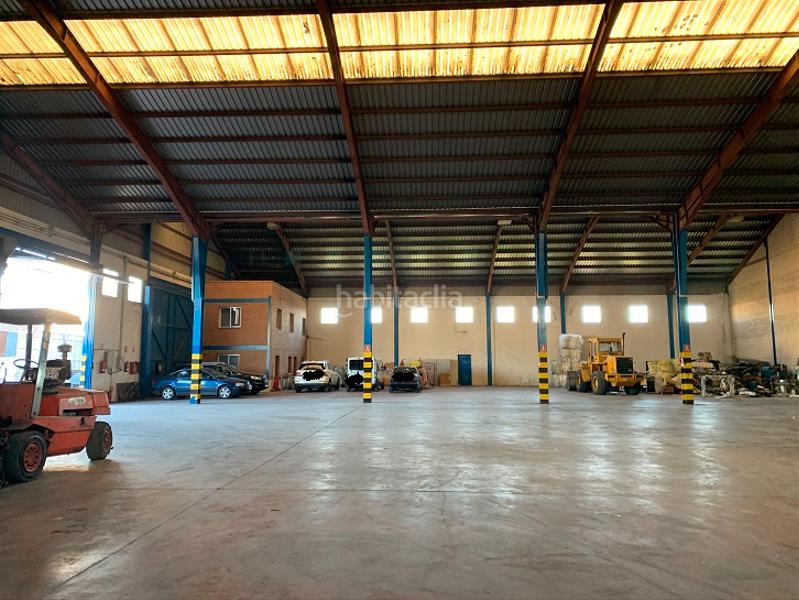 Foto b32c6bdd-09b3-4900-be9f-d7d28b9498e6. Rent industrial building in Leganés norte Leganés