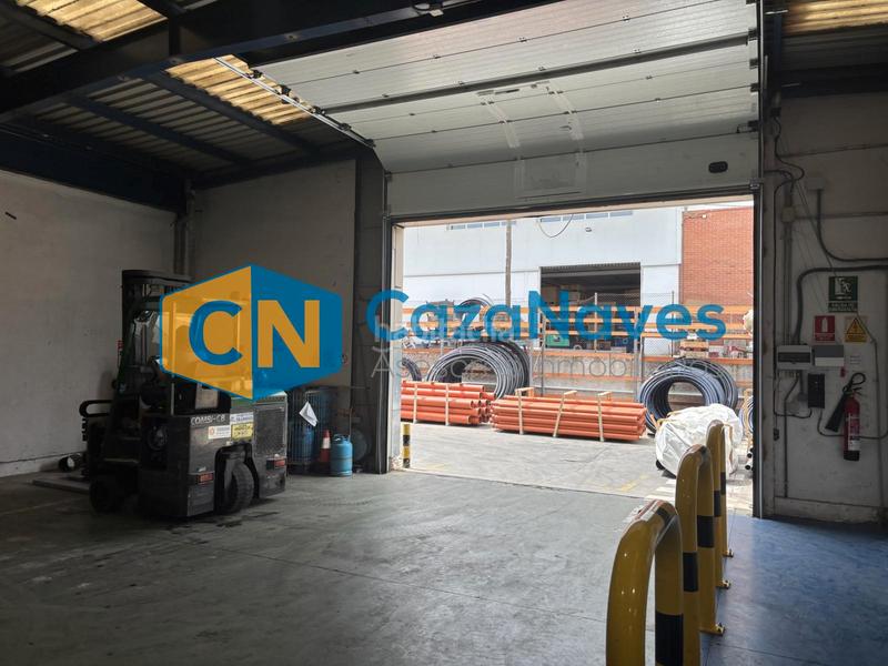 Foto 6bad2703-7b36-4493-bf97-d9f2222620bd. Affitto capannone industriale in Las Dehesillas-Vereda de los Estudiantes Leganés