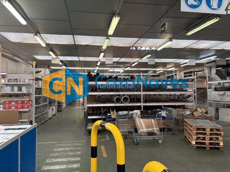 Foto d3fabfb2-3a81-44ba-8596-760186187e49. Affitto capannone industriale in Las Dehesillas-Vereda de los Estudiantes Leganés