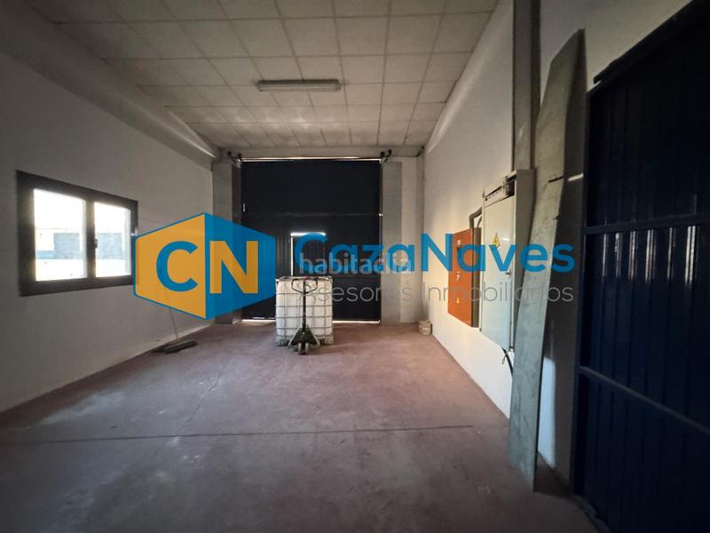 Foto b9cfc633-afbd-4d11-8f3b-c1e001610604. Fabrikhalle in calle olivar grande 11b in Guadamur