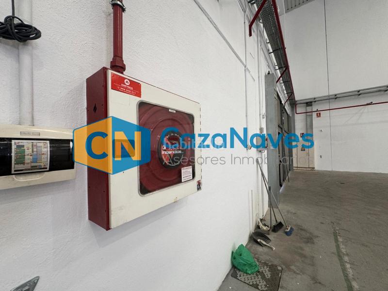 Foto 65f6e159-b795-4b6a-8ef9-f303696ef0c7. Lloguer nau industrial a Montserrat-Parque Empresarial San Fernando de Henares