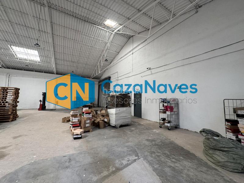 Foto 782823a1-aa6e-4d40-afd9-98079bb5a785. Rent industrial building in Valleaguado-La Cañada Coslada