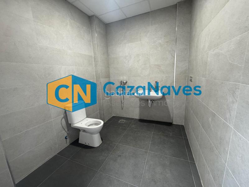 Foto c5227656-a7ab-437f-a427-96f9e66c8665. Rent industrial building in Valleaguado-La Cañada Coslada