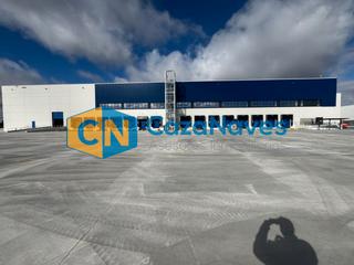 Nau industrial a Calle Gavilanes Glorieta 7 3