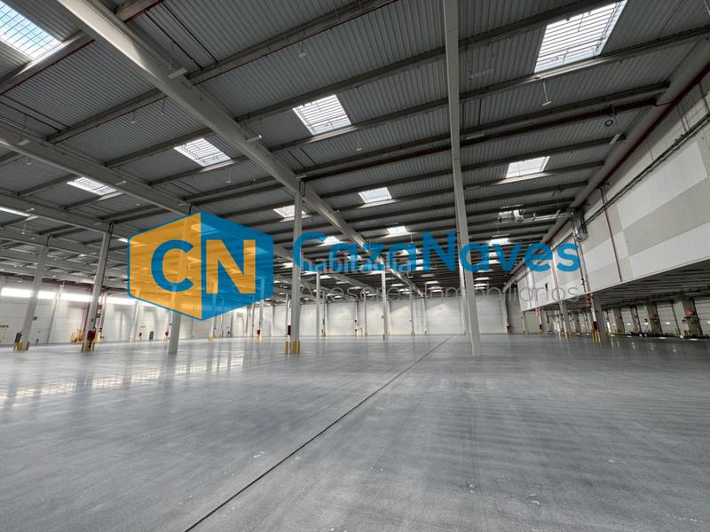 Foto 1d7250aa-0750-49fd-aaec-78d039a4ab75. Alquiler nave industrial nave logística en alquiler en Getafe