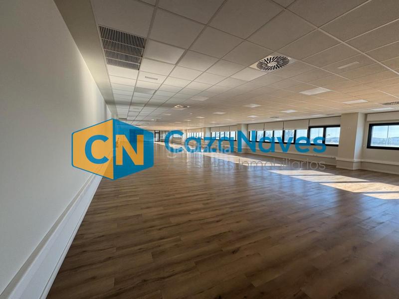 Foto b614287e-6f4c-40e2-ba5f-3451242d4652. Miete fabrikhalle in Perales del Río Getafe