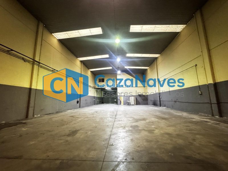 Foto bbc760d7-6ffd-4614-ba3e-14572ed62b4e. Location bâtiment à usage industriel dans Zona Industrial Pinto