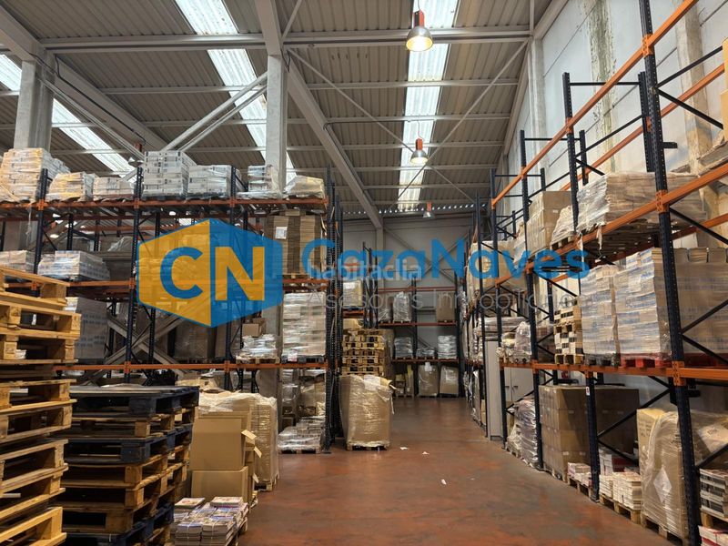 Foto dca875dd-0133-49ee-b04f-b3f36776a086. Bâtiment à usage industriel dans Parque Ondarreta-Urtinsa Alcorcón