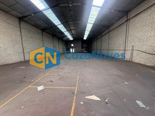 Nau industrial a Montserrat-Parque Empresarial. Nave en venta en rentabilidad en san fernando de henares