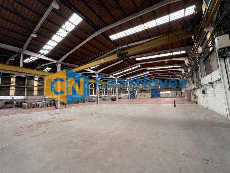 Foto 084b9a62-9420-4861-b3cc-56c9e5901e1f. Nau industrial a Zona Industrial Pinto