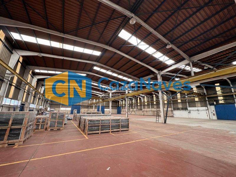 Foto a9f32a1c-b2e3-4f6b-a107-78c7b3c1a673. Nau industrial a Zona Industrial Pinto