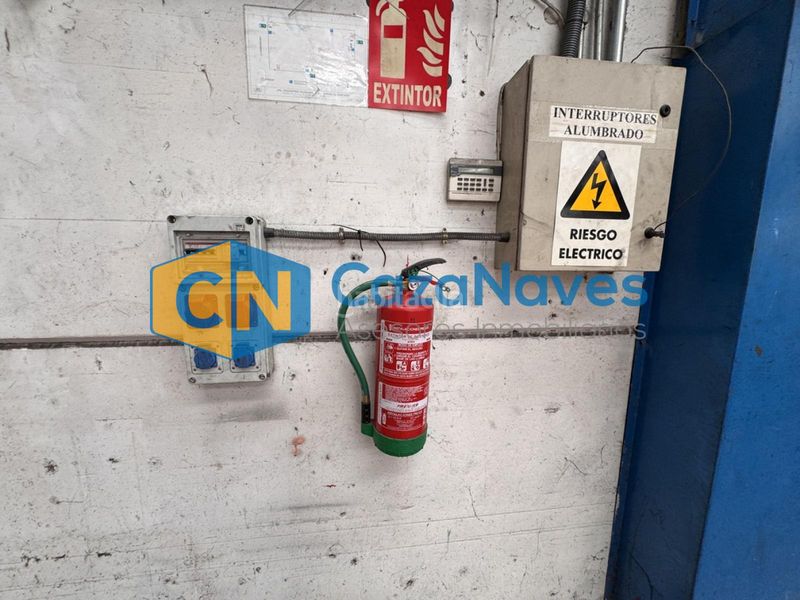 Foto ee2b7afa-f211-4f8b-9d65-a31a293a94a2. Bâtiment à usage industriel dans Zona Industrial Pinto