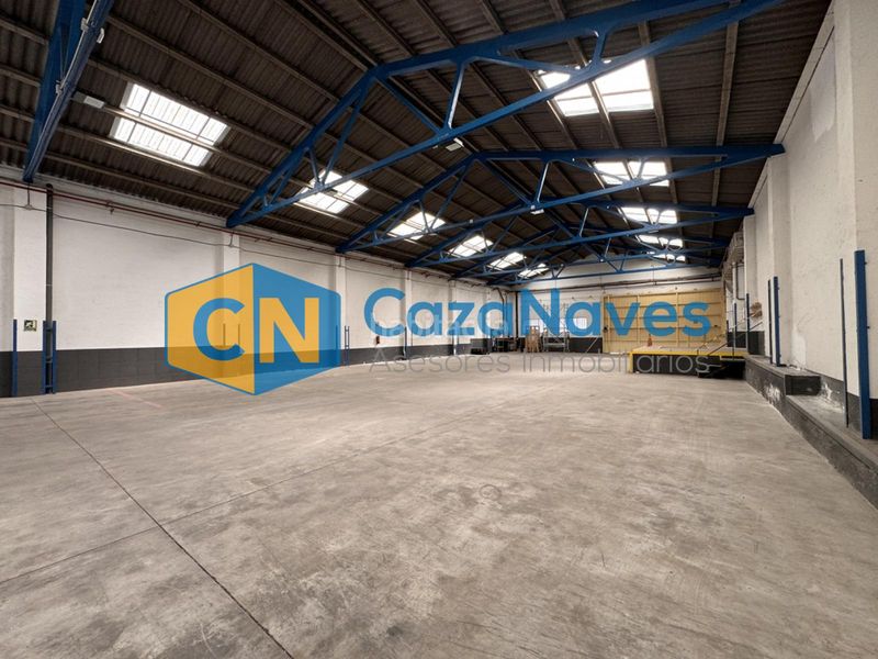 Foto 20e22a86-d79a-4333-a1f5-c06a35b5cb8b. Nau industrial a El Barral Ferial Coslada