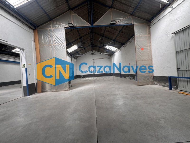 Foto d72604f1-128e-4232-8e3f-b03a8a394f4d. Nau industrial a El Barral Ferial Coslada