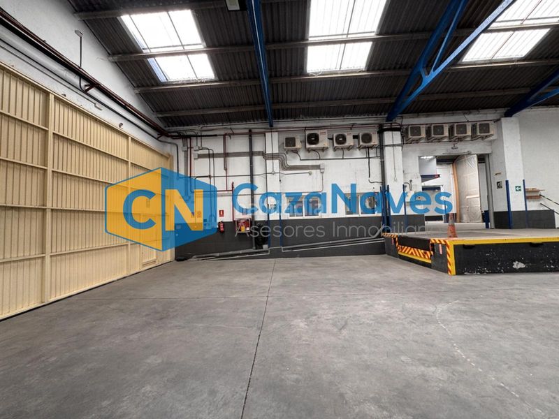 Foto dceab23a-669d-44a5-920d-db8fb23527c3. Nau industrial a El Barral Ferial Coslada