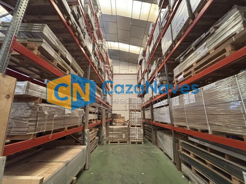 Foto c53101d7-ec2e-4020-8a14-e0202b29545c. Nau industrial a Yeles