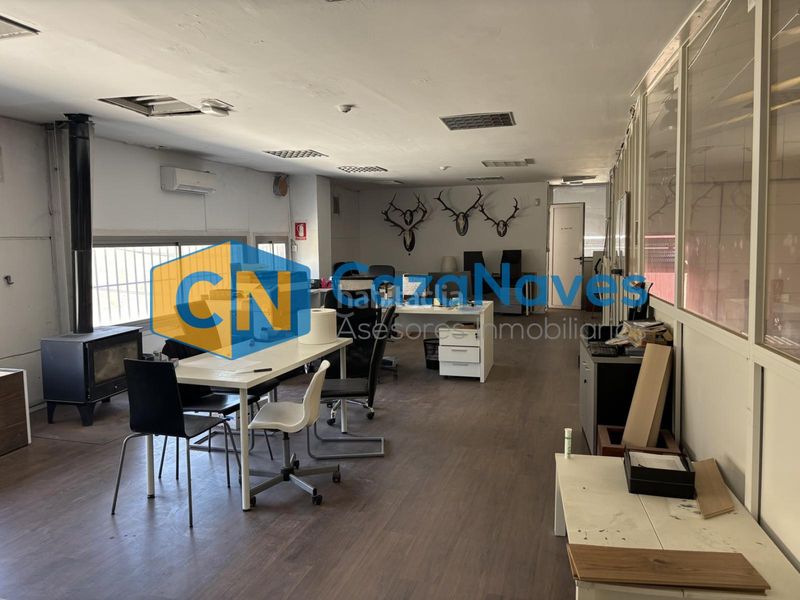 Foto e4d0cebe-3184-4324-b2e7-2ec2abbe946a. Nau industrial a Yeles