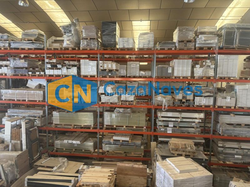 Foto e4e91a2b-e2fd-46b4-b133-0f812e1ec2b6. Nau industrial a Yeles