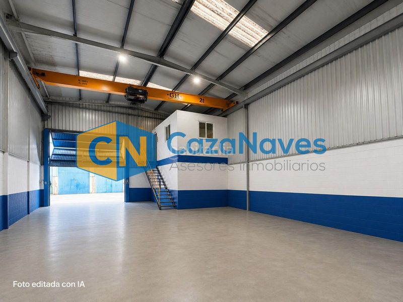 Foto ffe67a79-d3e4-4855-aa25-a45bba54b194. Nau industrial a Camarma de Esteruelas