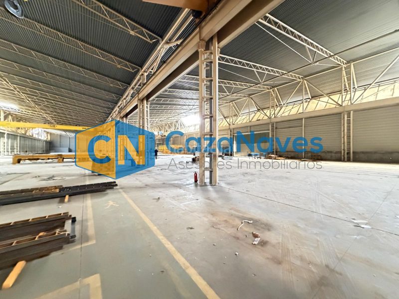 Foto 737adcfc-7e9c-4672-8f8b-70e96e6dcd8b. Capannone industriale in El Barral Ferial Coslada