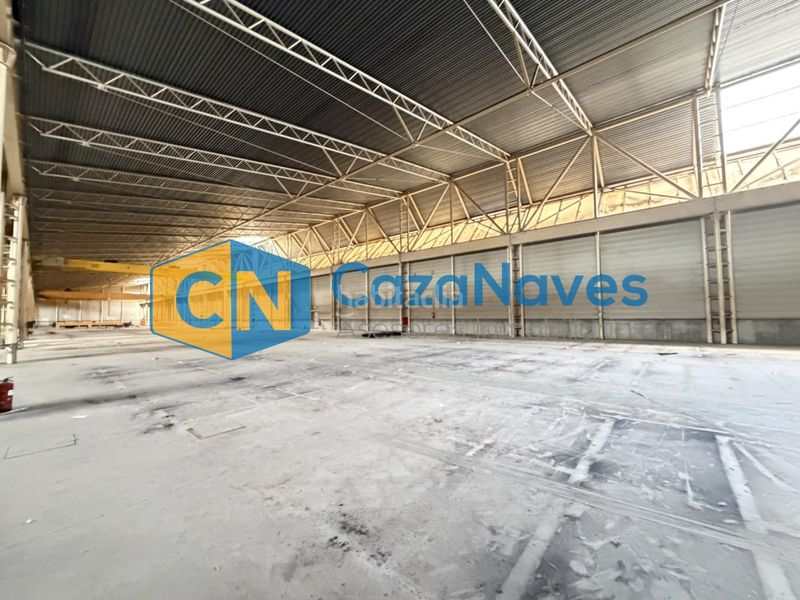 Foto d32bc5b2-e053-4960-9c9f-8e773f7b2cd1. Capannone industriale in El Barral Ferial Coslada