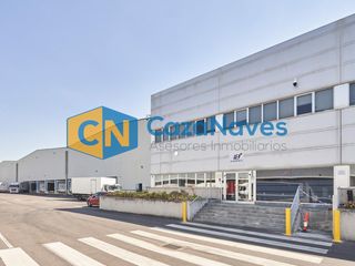 Nau industrial a Alovera