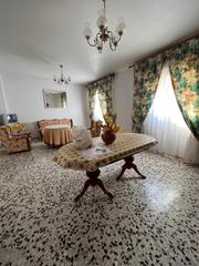 Masia a Calle sol 1. Cortijo con dos viviendas y finca en produccion