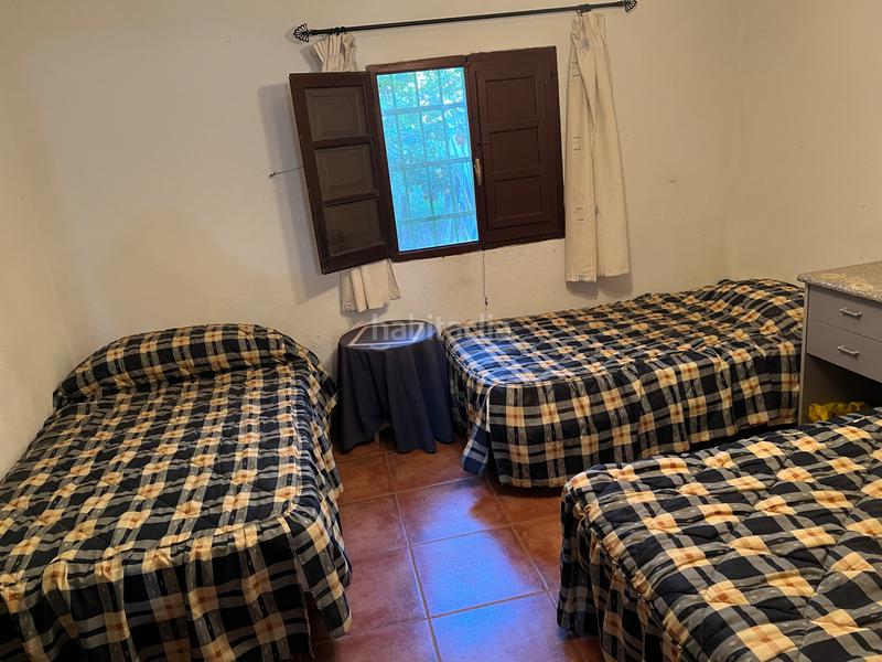 Foto ddabe191-815d-4a18-a265-53a67d58997e. Masia amb xemeneia calefacció aparcament piscina a Órgiva