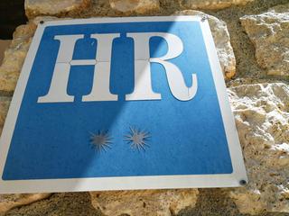 Edifici a Calle santisima trinidad 12. Restaurante rural en la falda de sierra de lujar