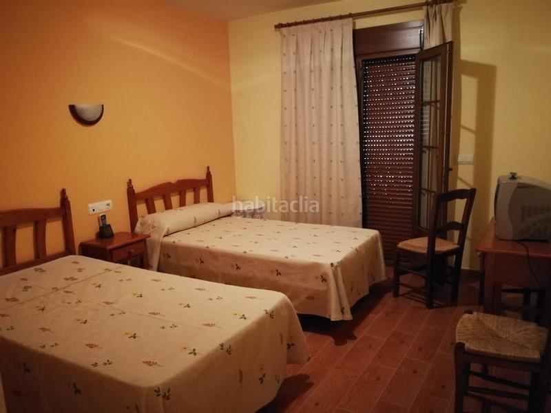 Foto d89e3720-9d26-402d-b5ac-e6d25bc11665. Edifici a calle santisima trinidad 12 a Órgiva